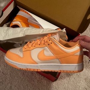 BRAND NEW PEACH DUNKS